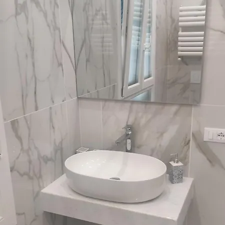Πανσιόν Casa Enzo 3*