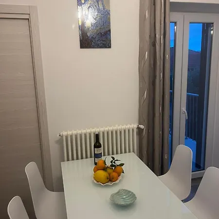 Casa Enzo Guest house *