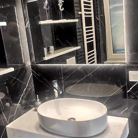 Guest house Casa Enzo 3*